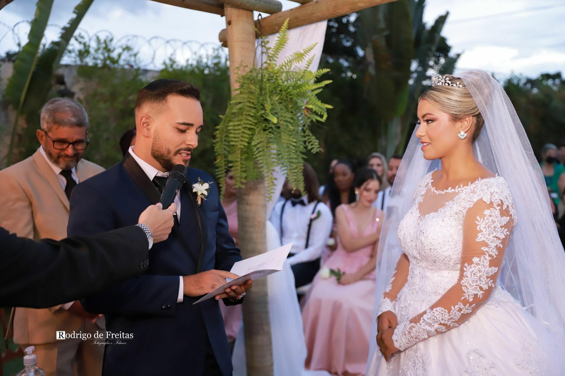 Foto Gabriella e Laiser / CASAMENTO Foto Gabriella e Laiser / CASAMENTO - Imagem 52