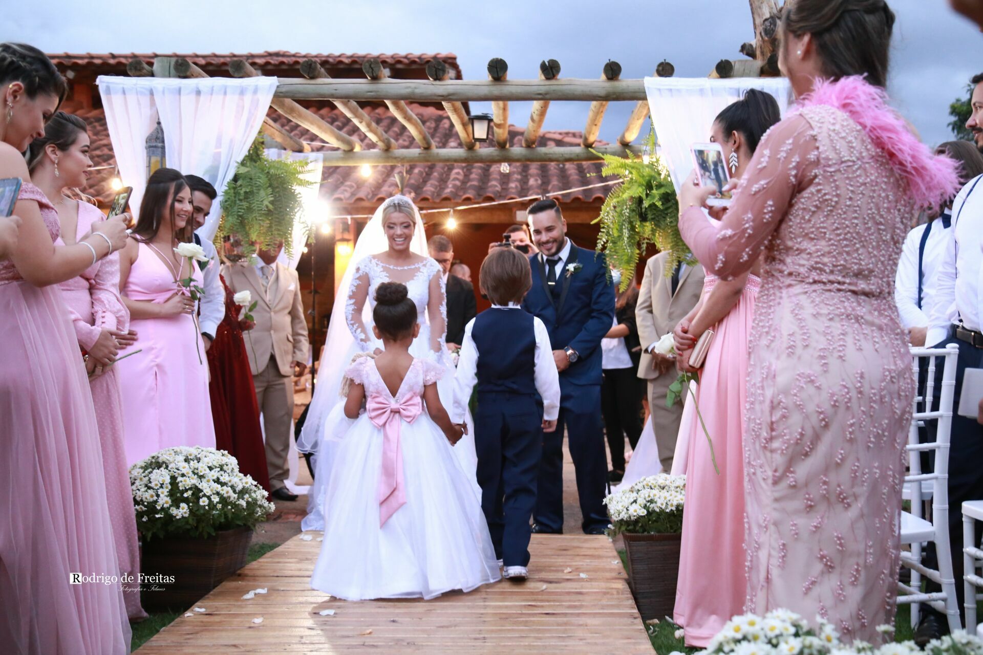 Foto Gabriella e Laiser / CASAMENTO Foto Gabriella e Laiser / CASAMENTO - Imagem 50