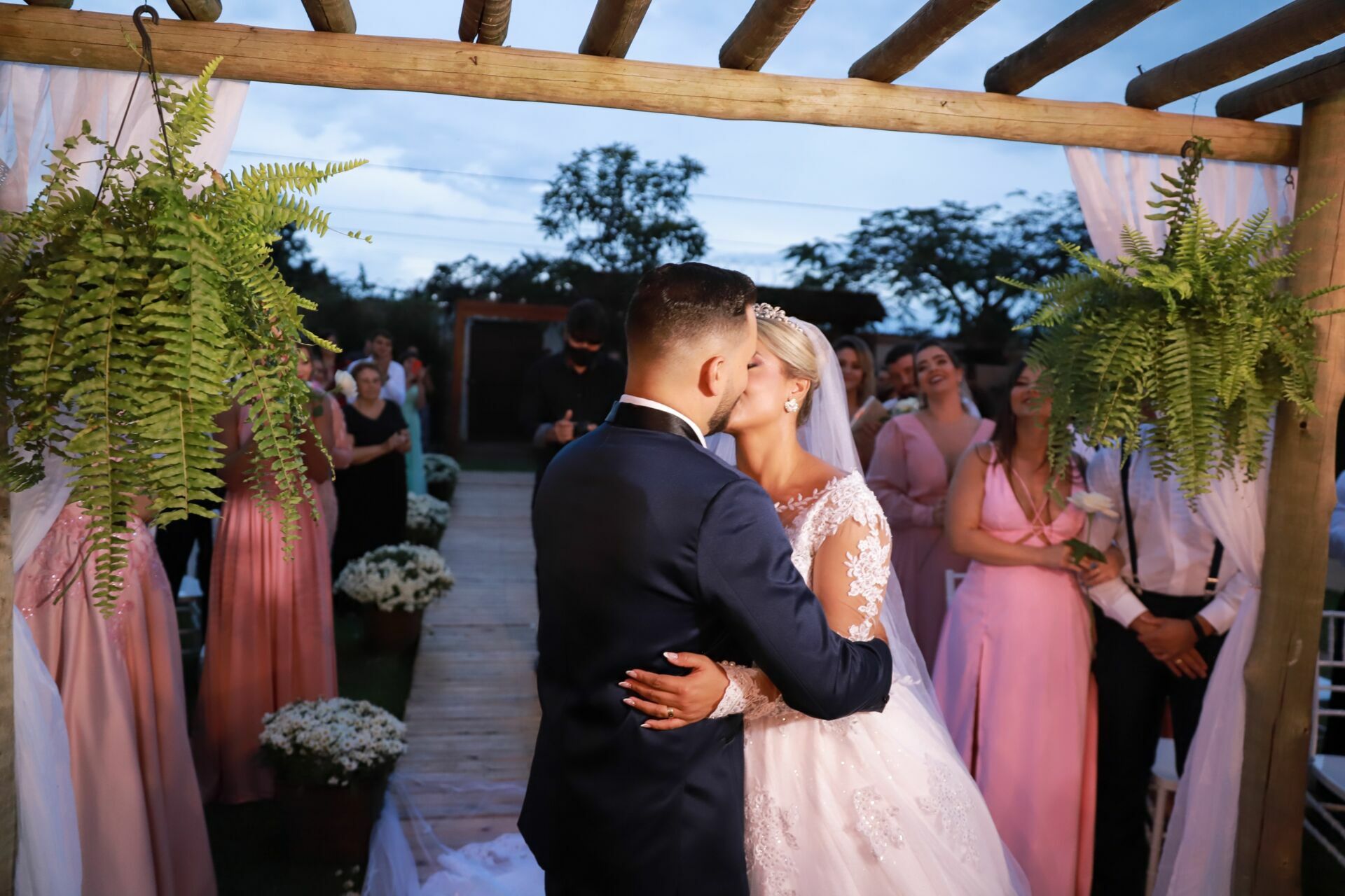 Foto Gabriella e Laiser / CASAMENTO Foto Gabriella e Laiser / CASAMENTO - Imagem 56