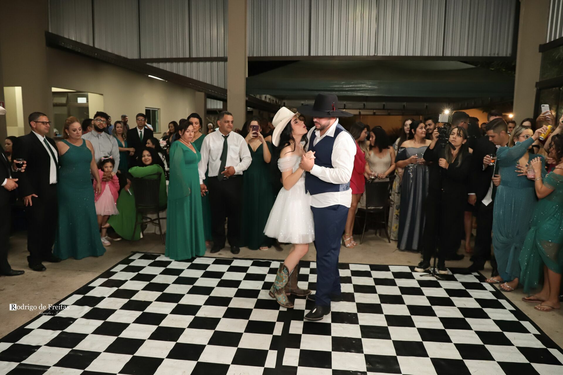 Foto Kellen e Roberto / CASAMENTO Foto Kellen e Roberto / CASAMENTO - Imagem 71