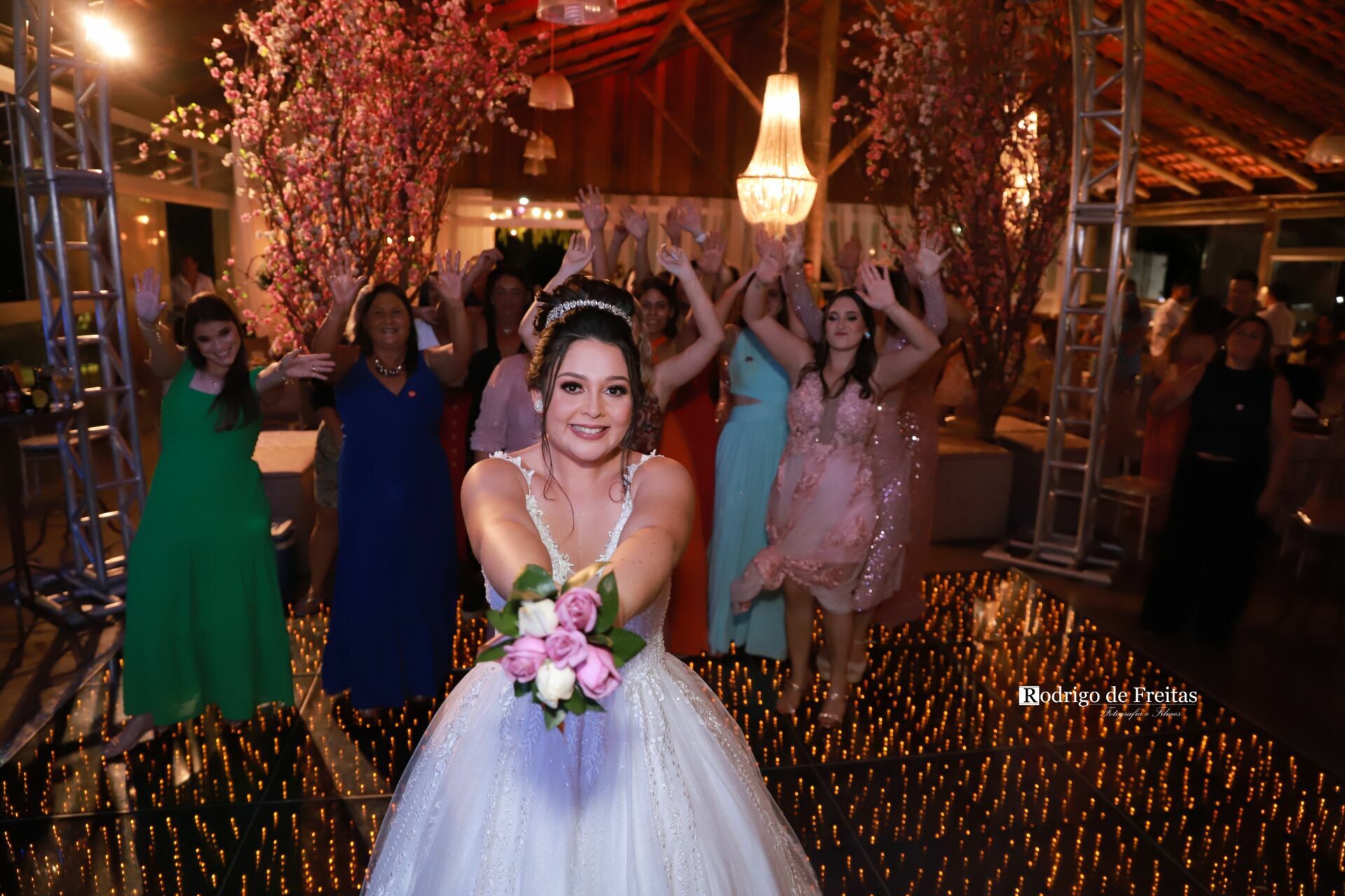 Foto Leticia e Douglas / CASAMENTO Foto Leticia e Douglas / CASAMENTO - Imagem 122