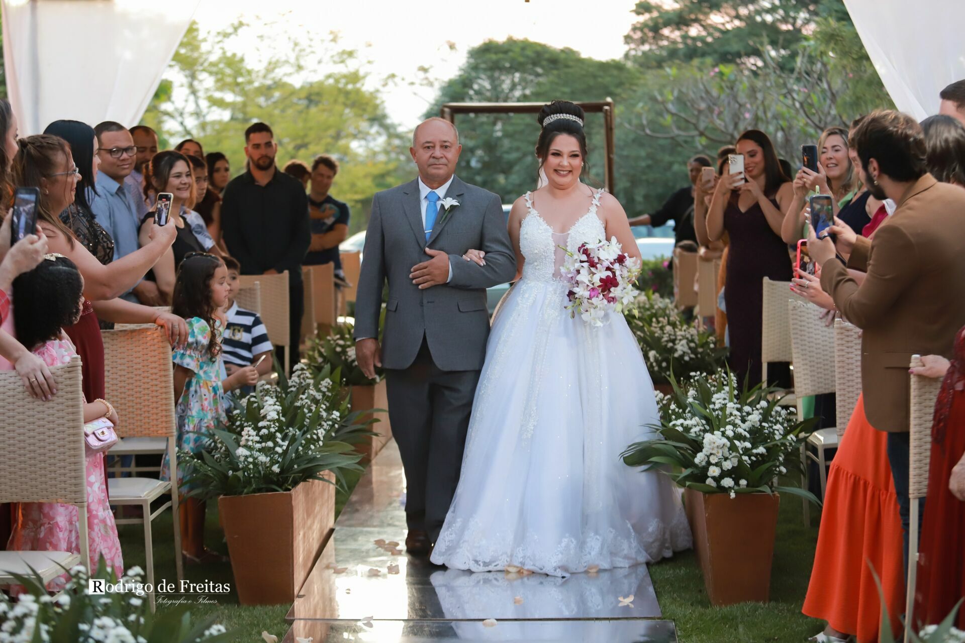 Foto Leticia e Douglas / CASAMENTO Foto Leticia e Douglas / CASAMENTO - Imagem 72