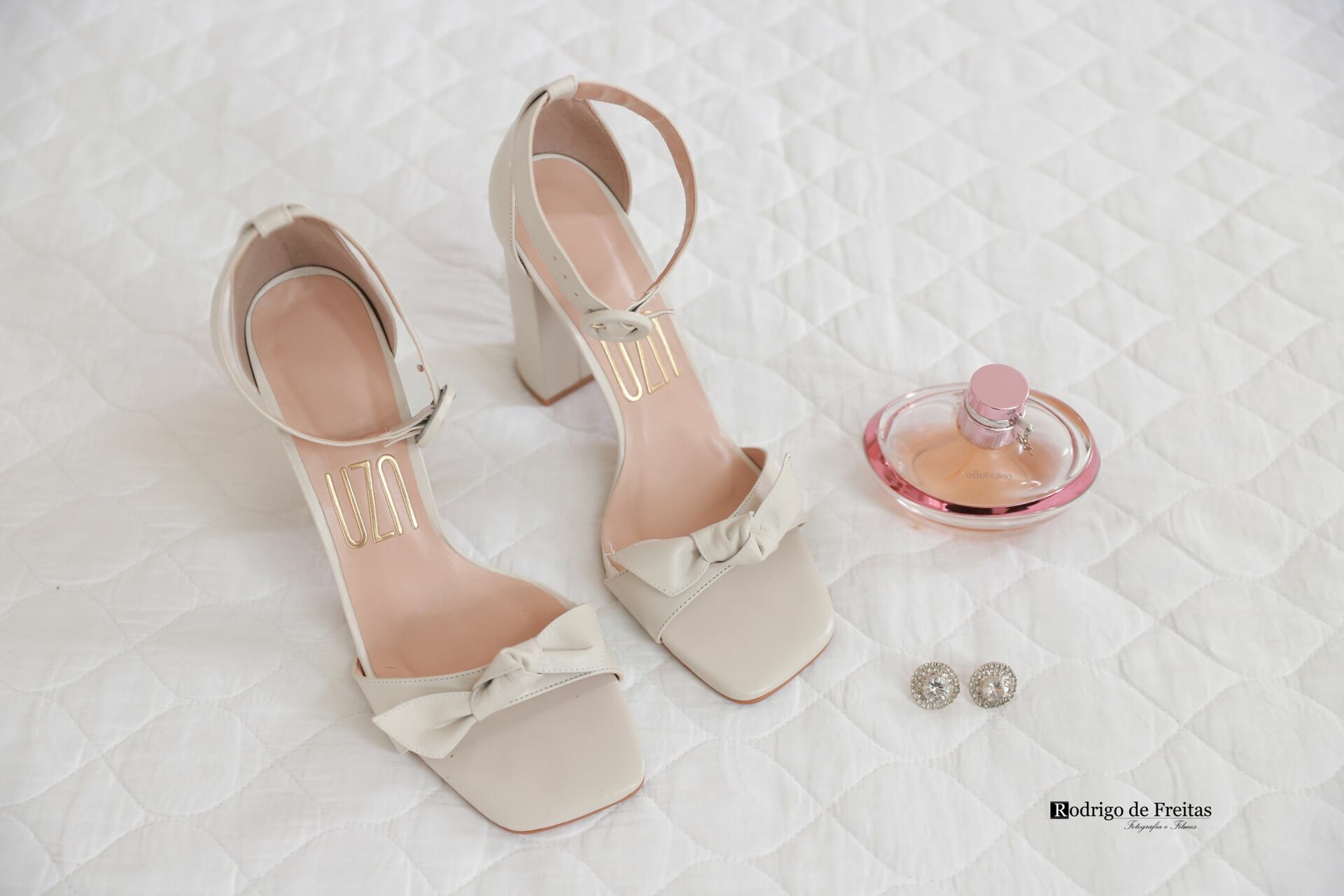 Foto Leticia e Douglas / CASAMENTO Foto Leticia e Douglas / CASAMENTO - Imagem 1