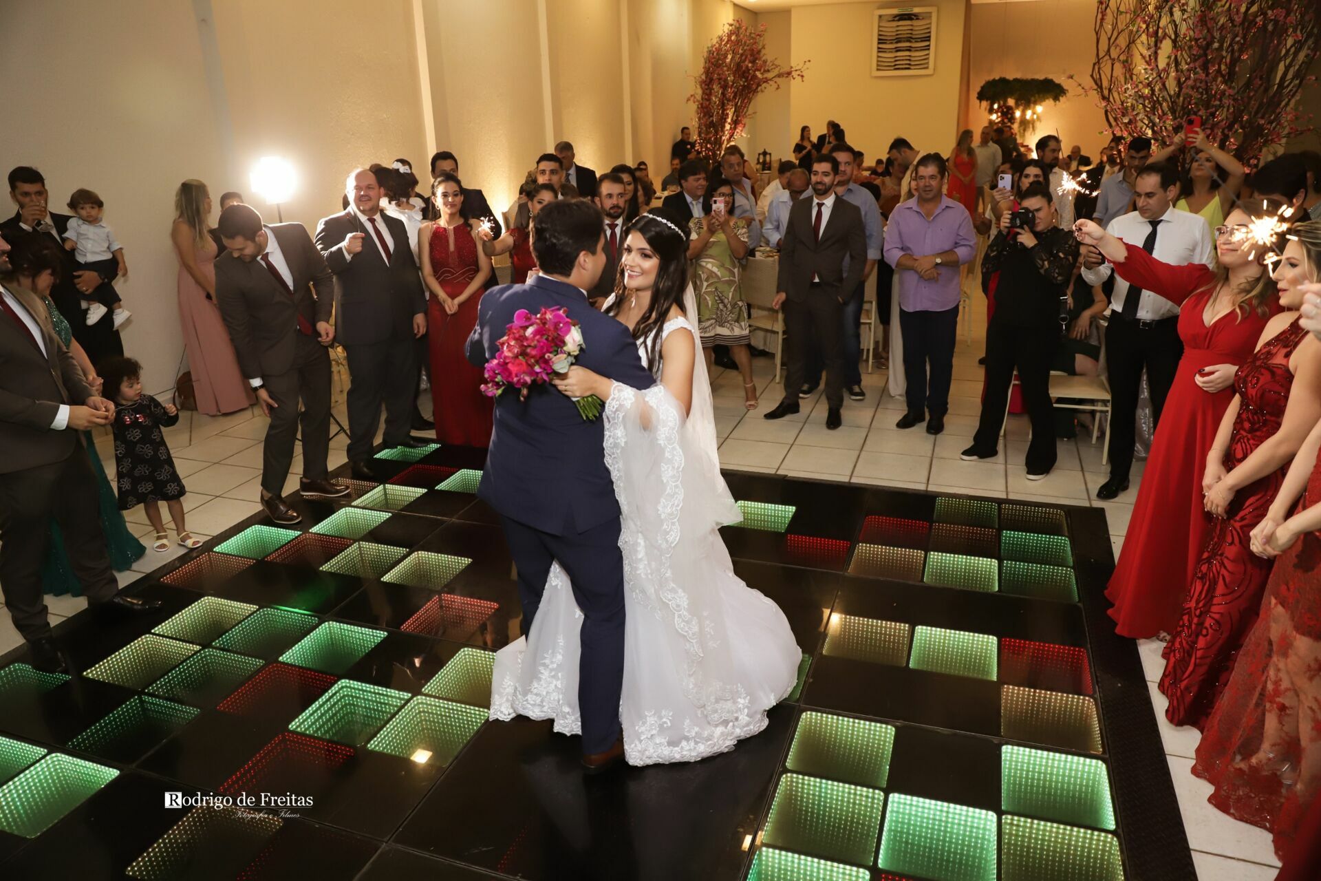 Foto Isabella e Raphael / CASAMENTO Foto Isabella e Raphael / CASAMENTO - Imagem 56