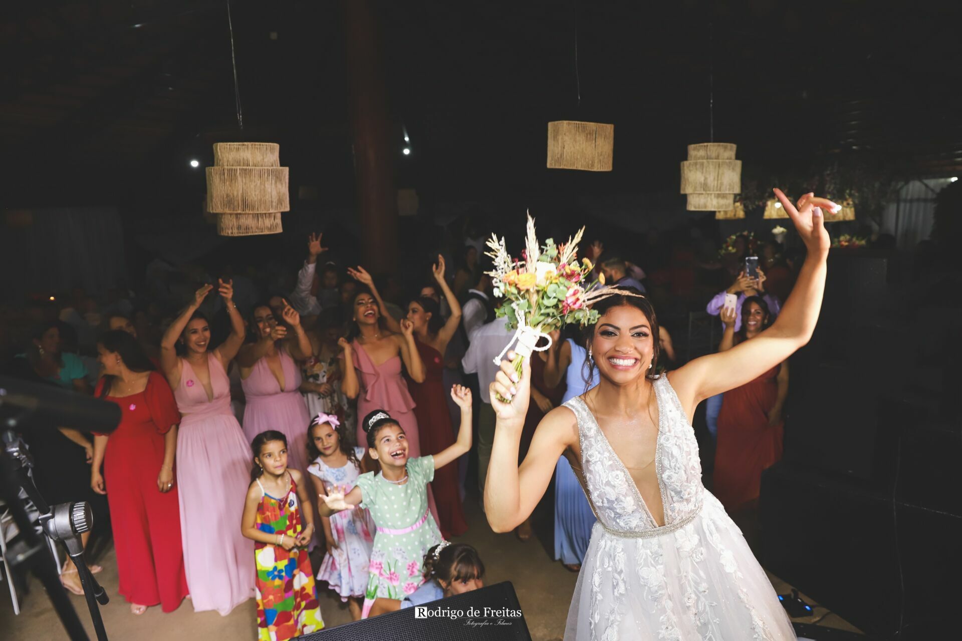 Foto Letícia e Cleber / CASAMENTO - Santa Juliana MG Foto Letícia e Cleber / CASAMENTO - Santa Juliana MG - Imagem 67