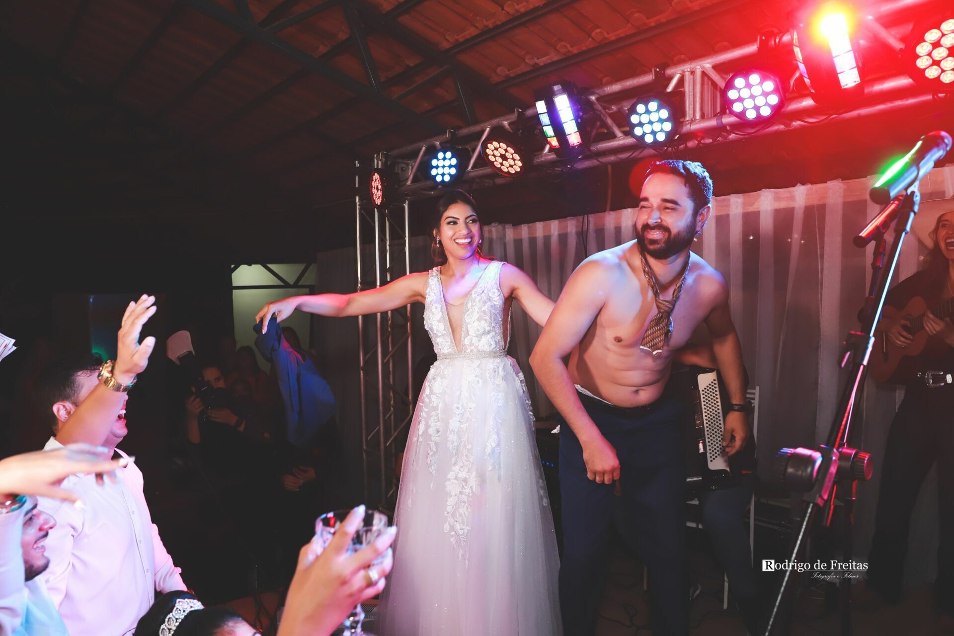 Foto Letícia e Cleber / CASAMENTO - Santa Juliana MG Foto Letícia e Cleber / CASAMENTO - Santa Juliana MG - Imagem 61