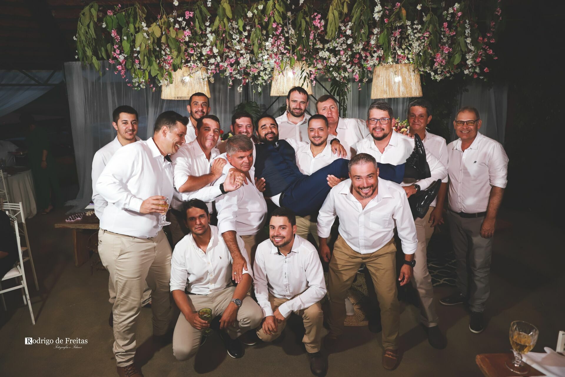 Foto Letícia e Cleber / CASAMENTO - Santa Juliana MG Foto Letícia e Cleber / CASAMENTO - Santa Juliana MG - Imagem 57