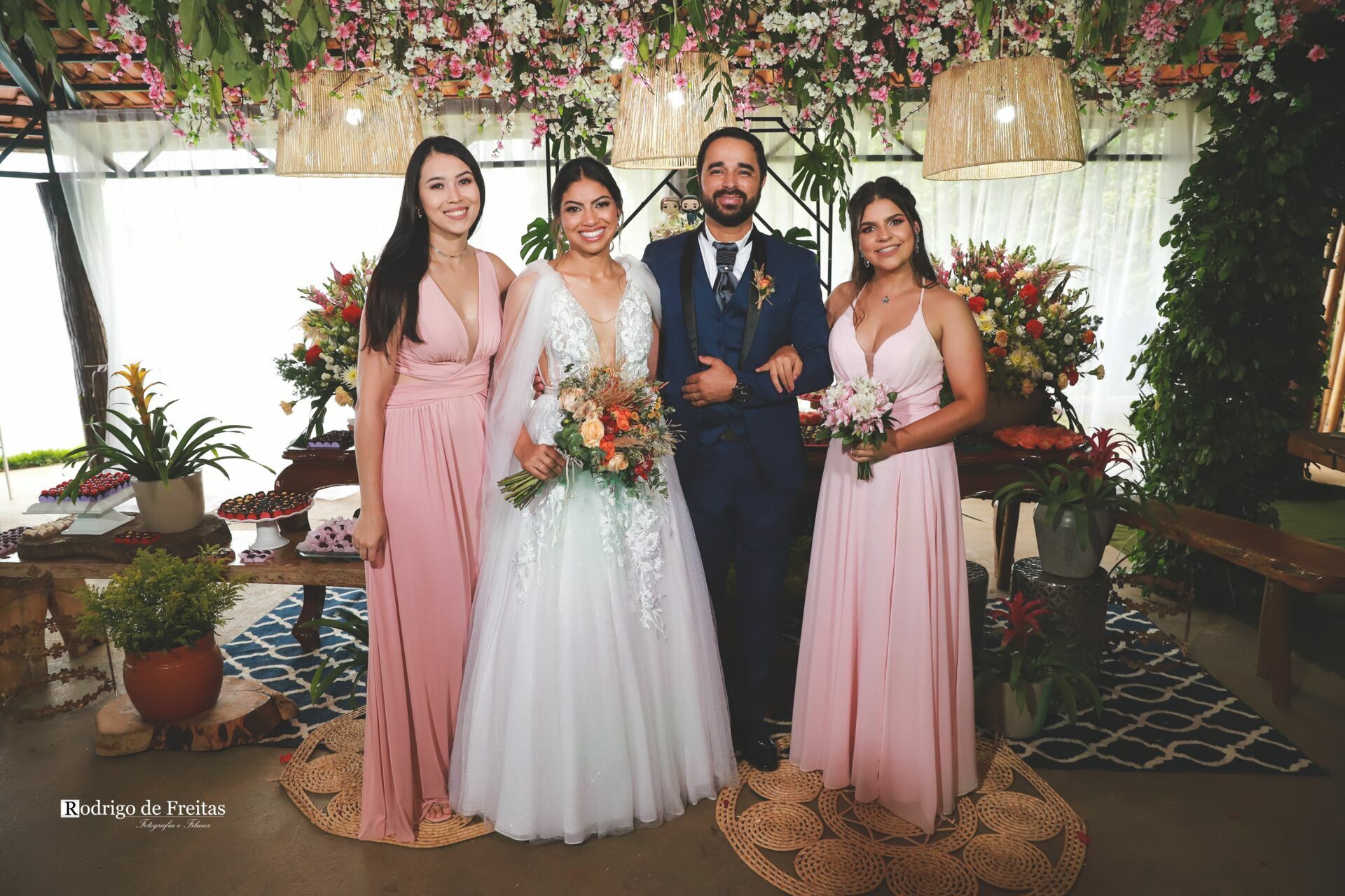 Foto Letícia e Cleber / CASAMENTO - Santa Juliana MG Foto Letícia e Cleber / CASAMENTO - Santa Juliana MG - Imagem 55