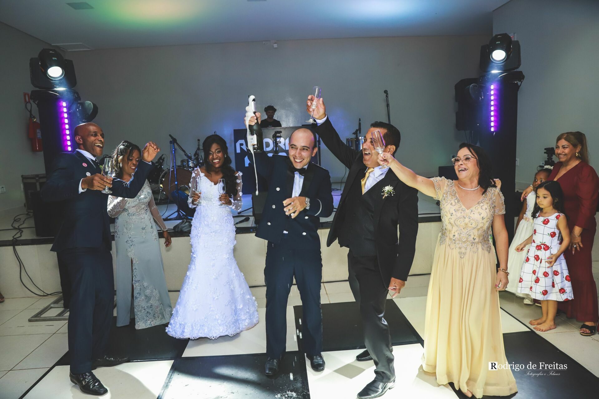 Foto Lorraiane e Luiz / CASAMENTO Foto Lorraiane e Luiz / CASAMENTO - Imagem 76