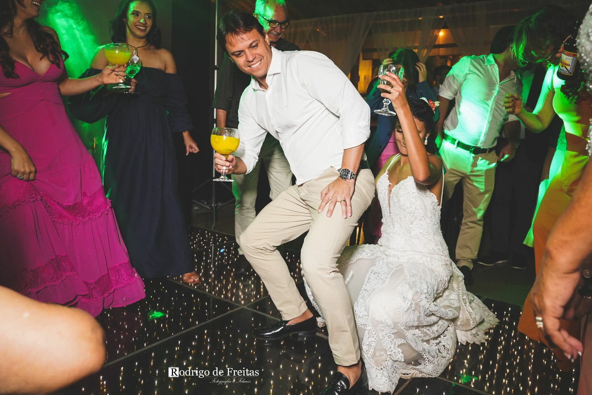 Foto Roberta e GG / CASAMENTO Foto Roberta e GG / CASAMENTO - Imagem 72