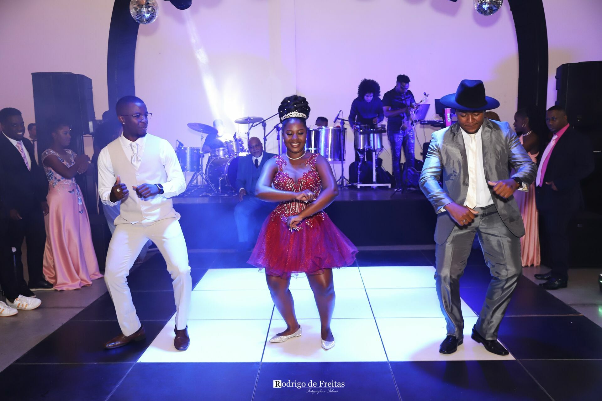 Foto Maria Alice / 18 ANOS Foto Maria Alice / 18 ANOS - Imagem 36