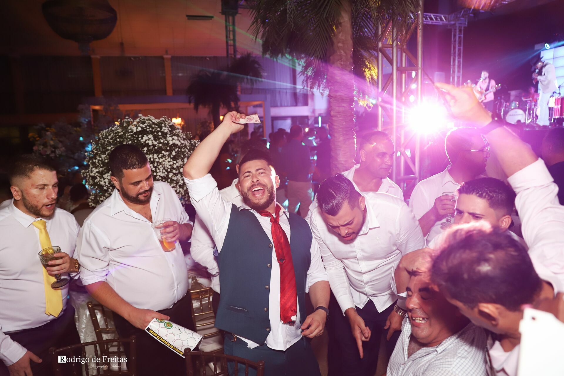 Foto Camila e Willi / CASAMENTO Foto Camila e Willi / CASAMENTO - Imagem 80