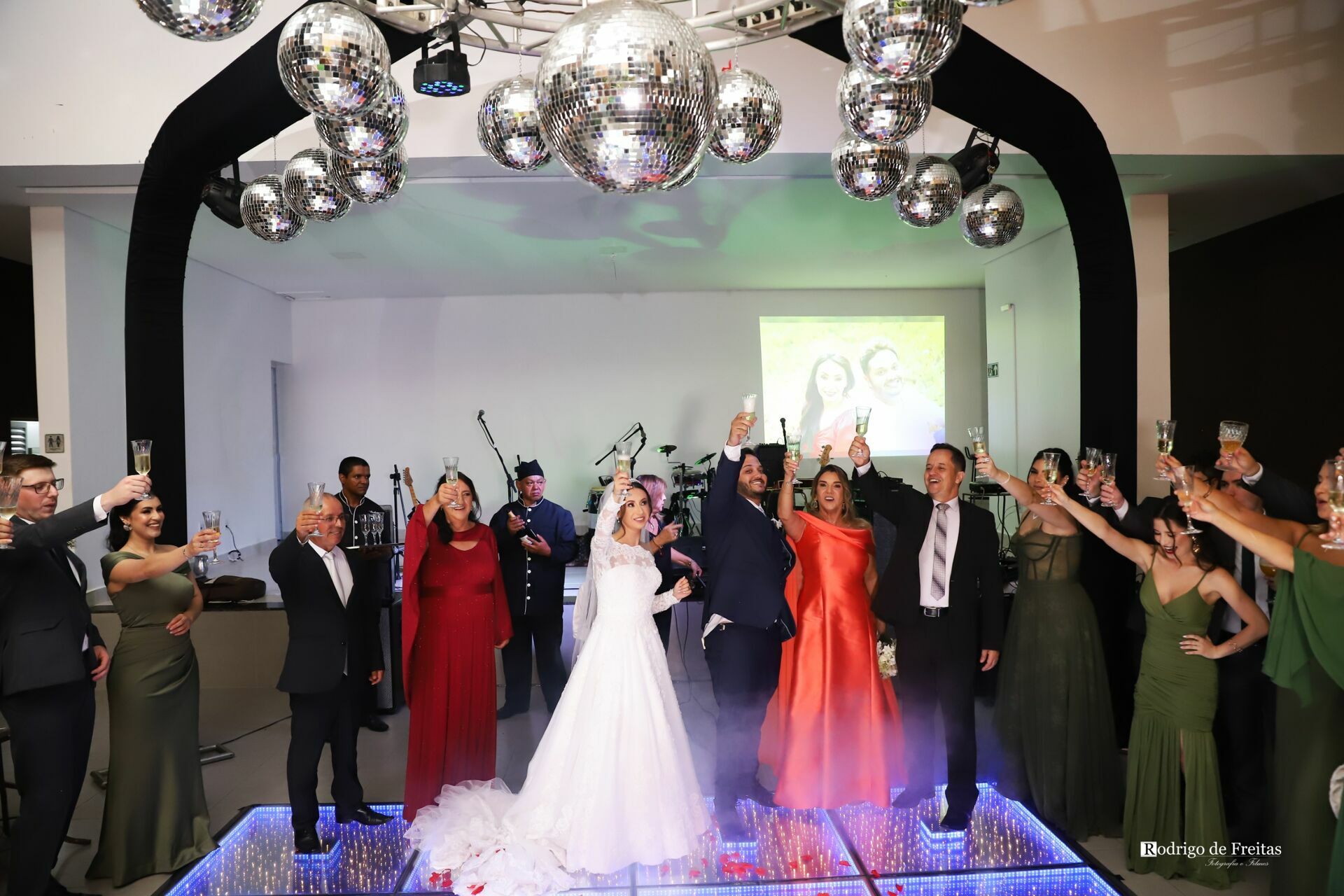Foto Ana Vanessa e Gustavo / CASAMENTO Foto Ana Vanessa e Gustavo / CASAMENTO - Imagem 51
