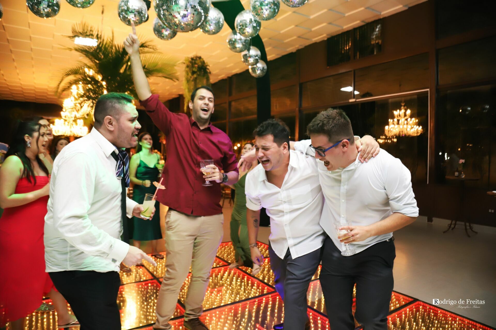 Foto Ana Vanessa e Gustavo / CASAMENTO Foto Ana Vanessa e Gustavo / CASAMENTO - Imagem 60