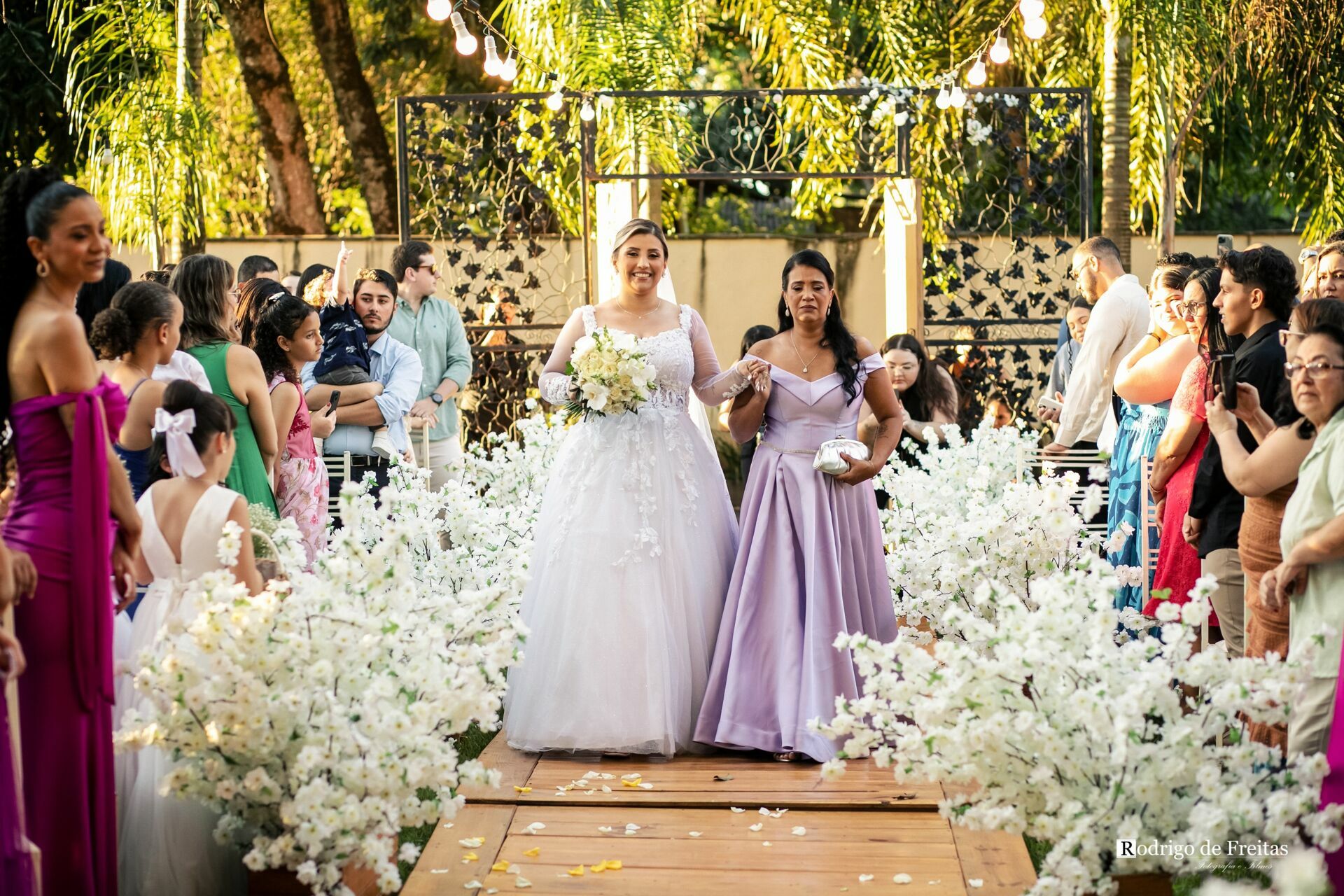 Foto Joyce e Célio / CASAMENTO Foto Joyce e Célio / CASAMENTO - Imagem 23
